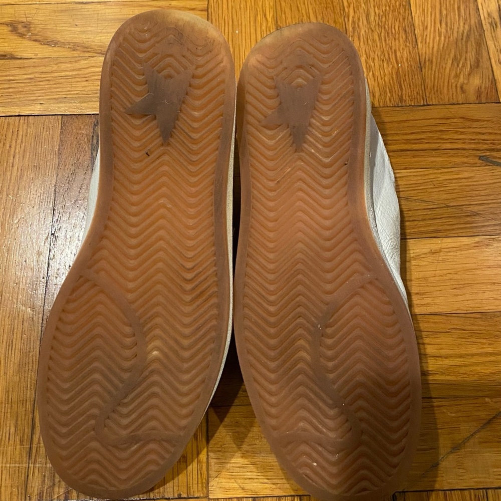 **SOLD somewhere else** Authentic Golden Goose - Picture 4 of 14